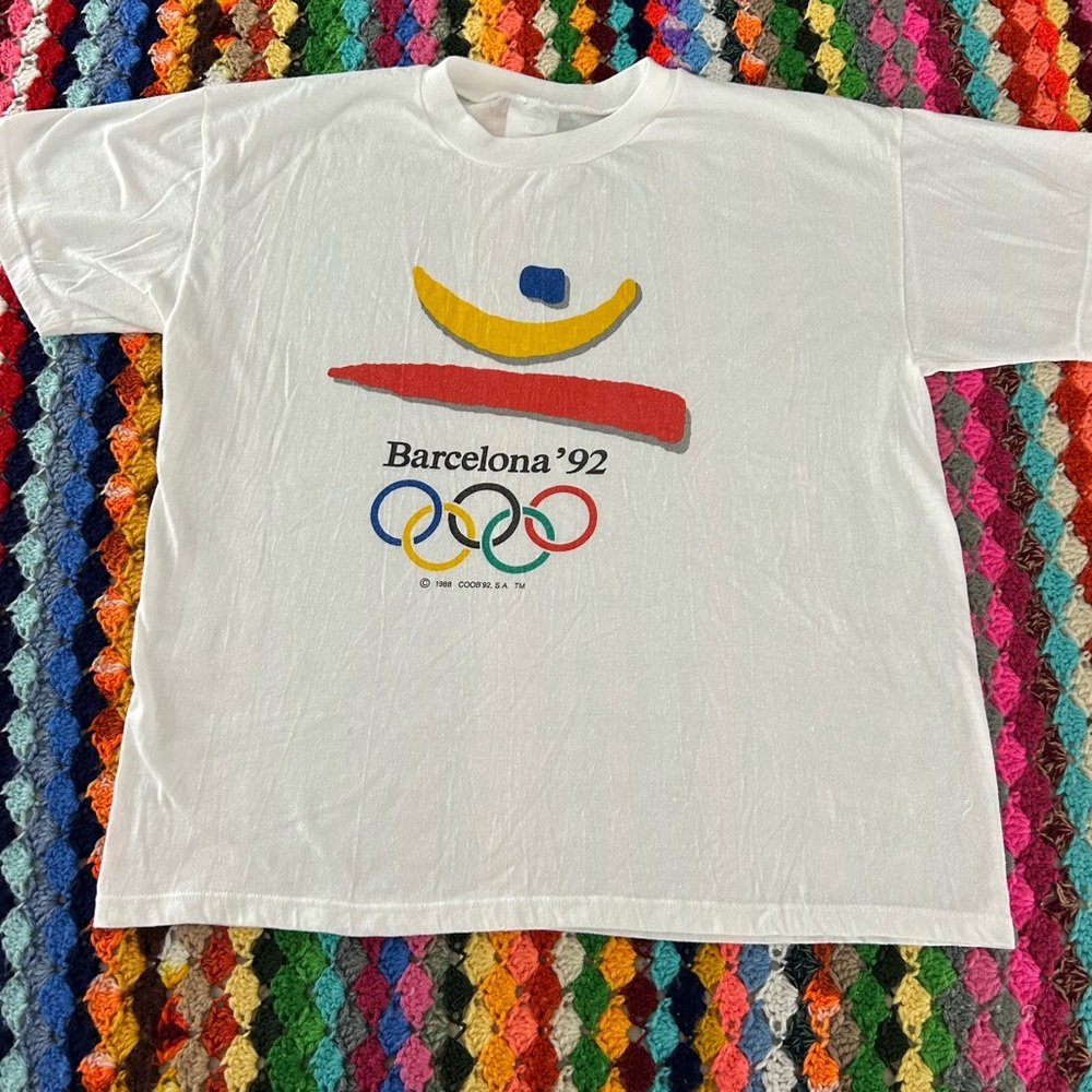 Vintage 1988 1992 Barcelona Spain USA Olympics Graphic Tee Rainbow Prima…